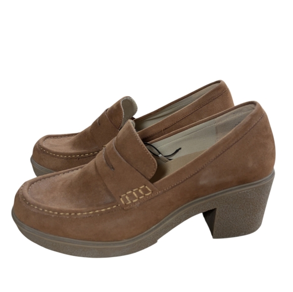 torrid Shoes - Torrid Crepe Heeled Loafer Tan Size 11